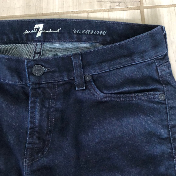 7 for all mankind dark wash Roxanne - Picture 5 of 7